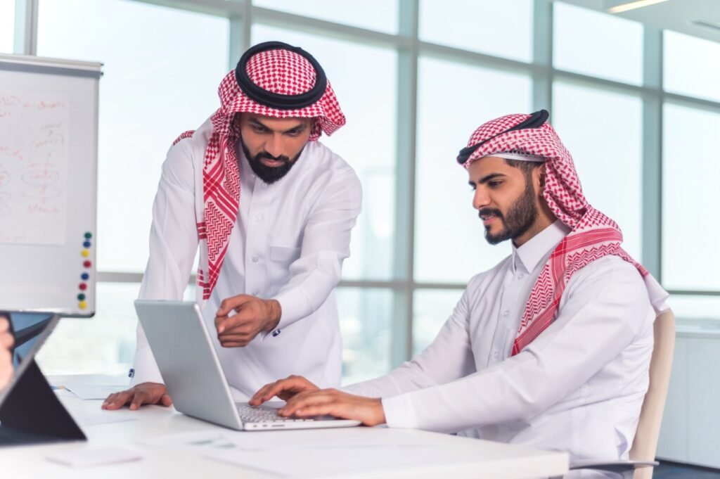 ما هو تطوير الأعمال؟ فهم عملي بعيد عن التعريفات التقليدية
