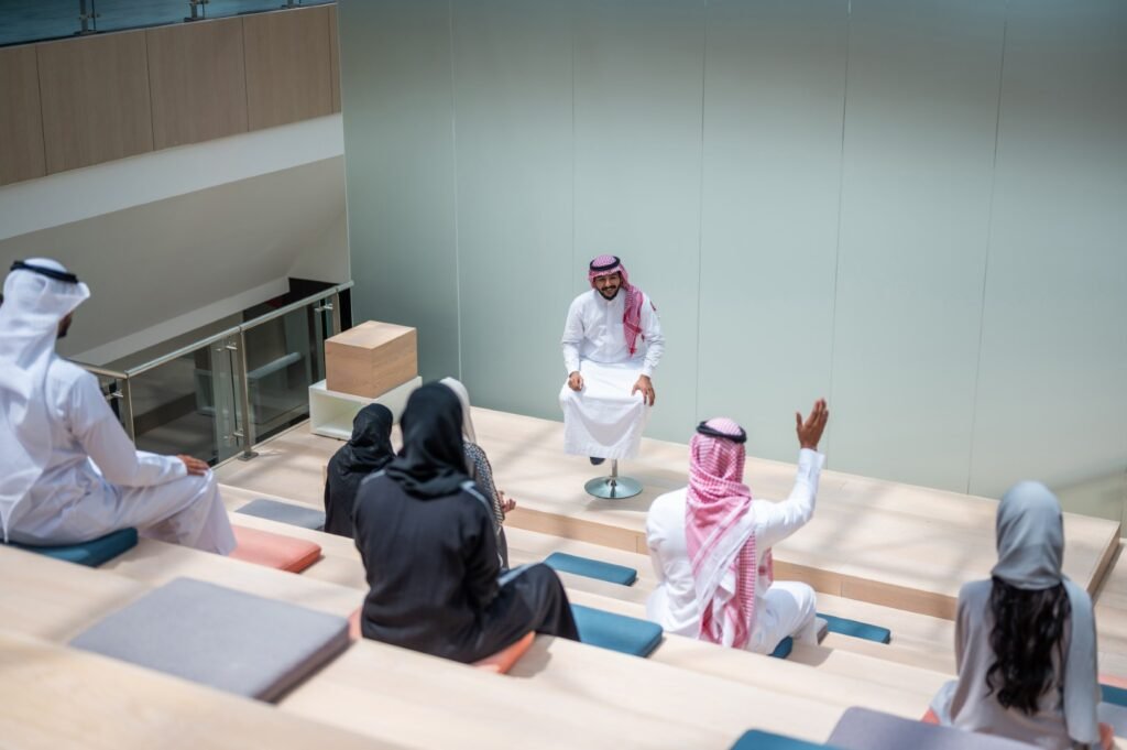 فريق عمل شركة تمكن لتطوير الأعمال وبناء القدرات المهنية